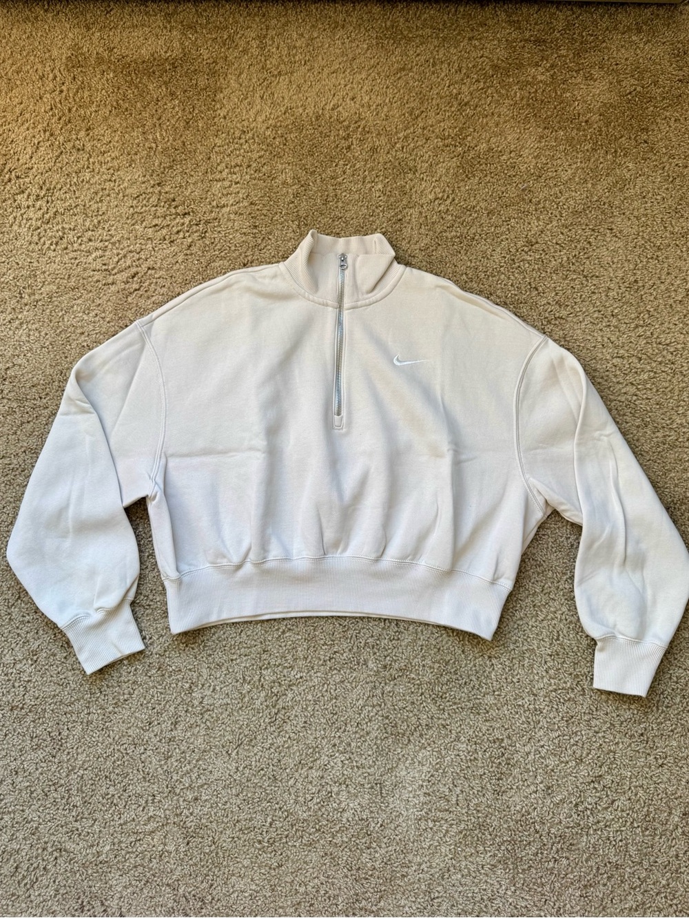 Nike Women’s Cream Half-Zip Cropped Pullover